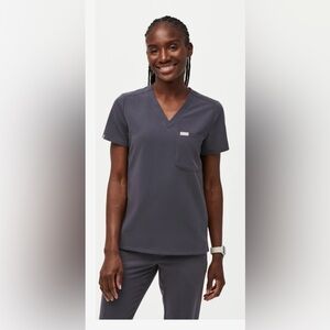 FIGS Catarina One Pocket Scrub Top Charcoal Women’s Medium